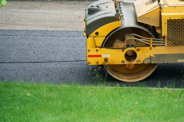 Best Driveway Paving Contractor  in Bridgeville, PA